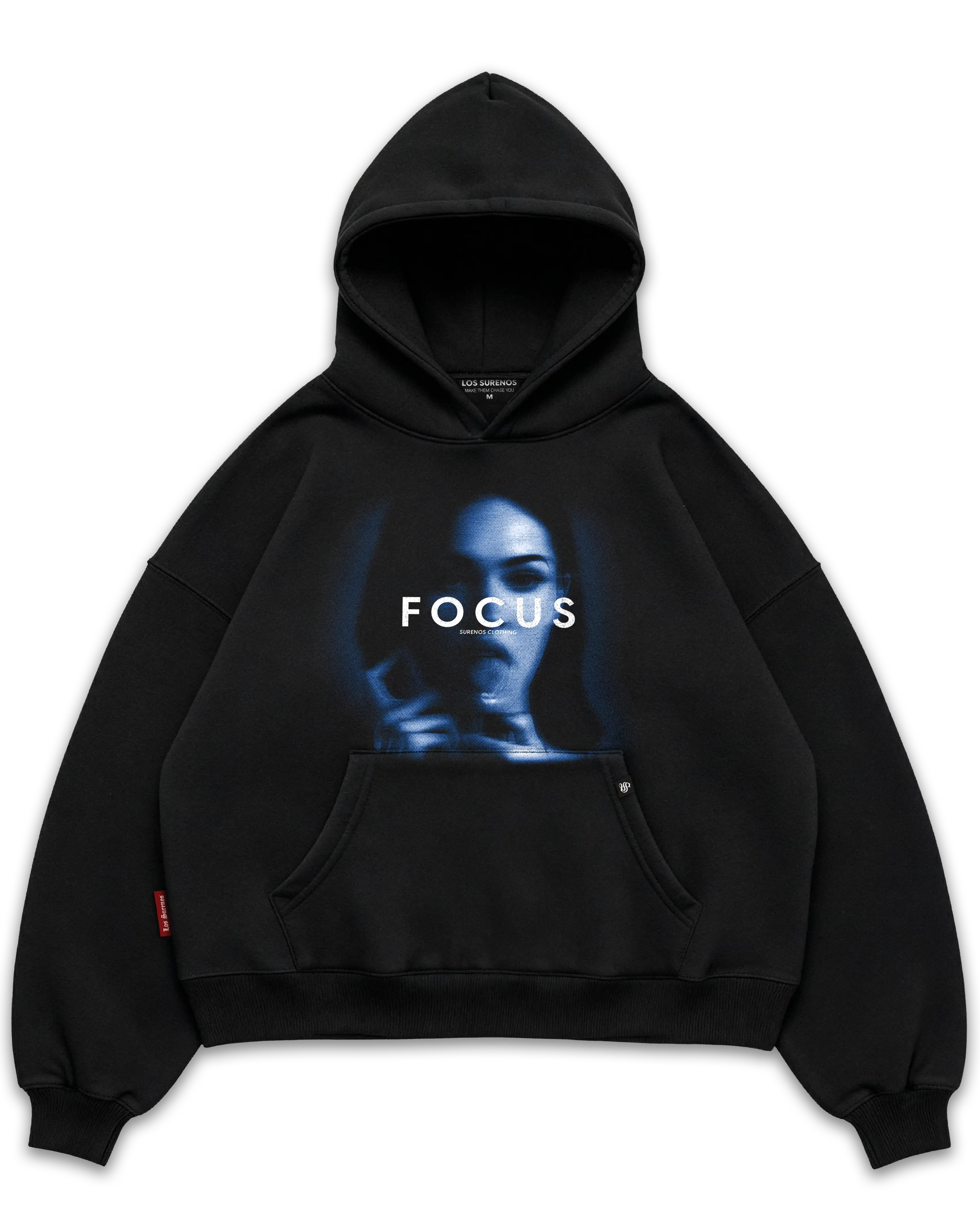 Los Surenos Focus siyah oversize boxy fit hoodie ön görünüm, mavi tonlarda megan fox portre grafik baskı ve “FOCUS” yazısı bulunan kapüşonlu sweatshirt. #siyah